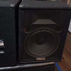 YAMAHA S15E SPEAKERS 