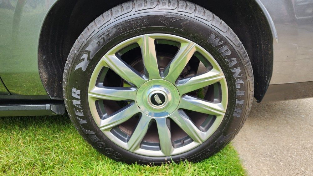 22 Inch Cadillac Escalade Rims 2021 -$800 No Tires Rims Only!