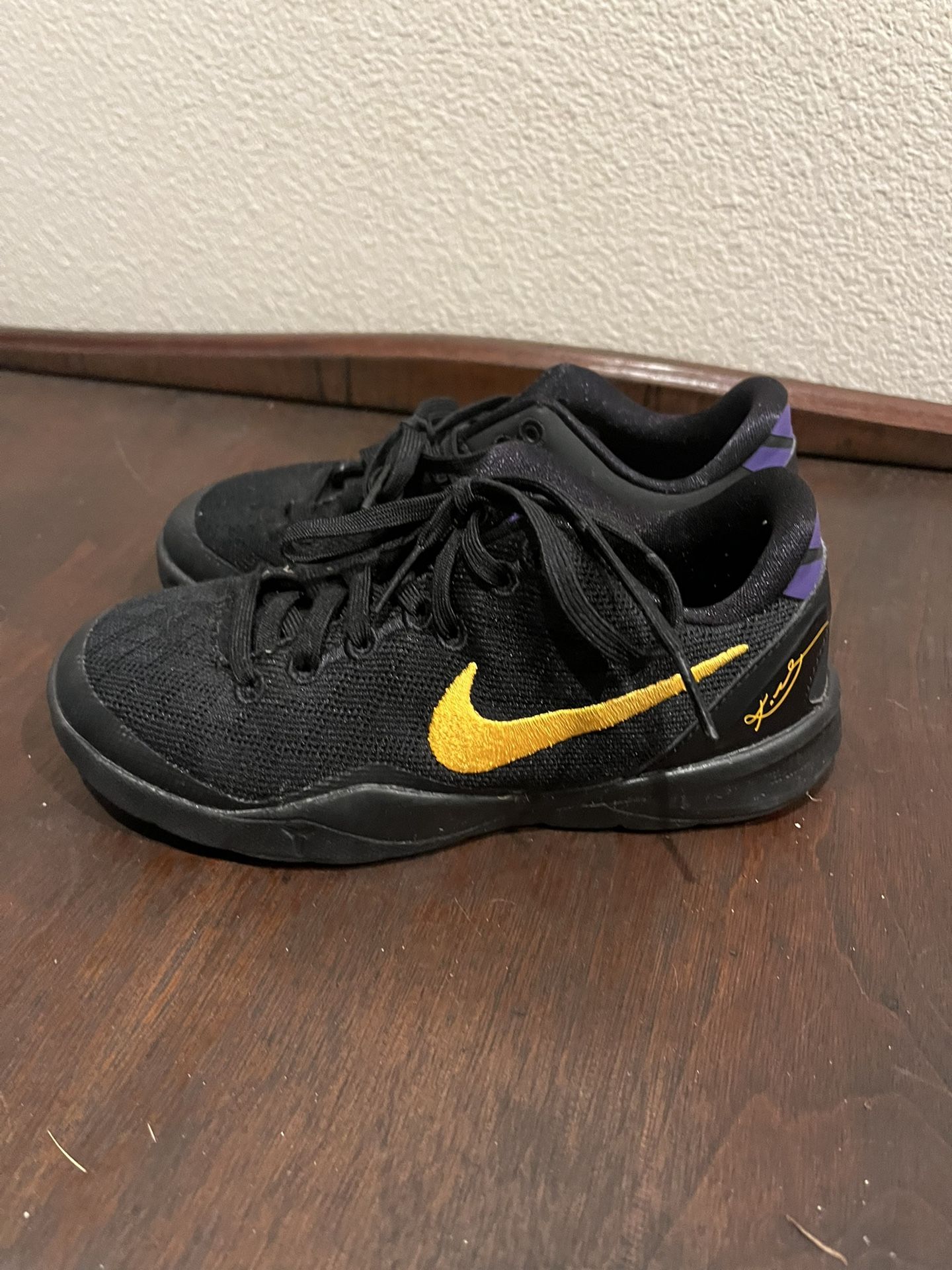 Kids Kobe Nike Shoes Size 1