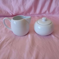 Dema Designs Simplicity Sugar Bowl With Lid And Creamer set