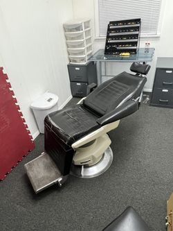 Reliance Hydraulic Chair 