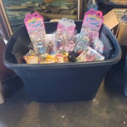 Hundreds Of Happy Meal Toys Barbie Hotwheels Ty Babies Ect