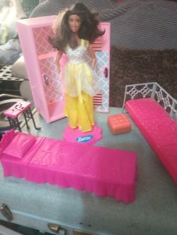 Barbie Furniture With One Barbie