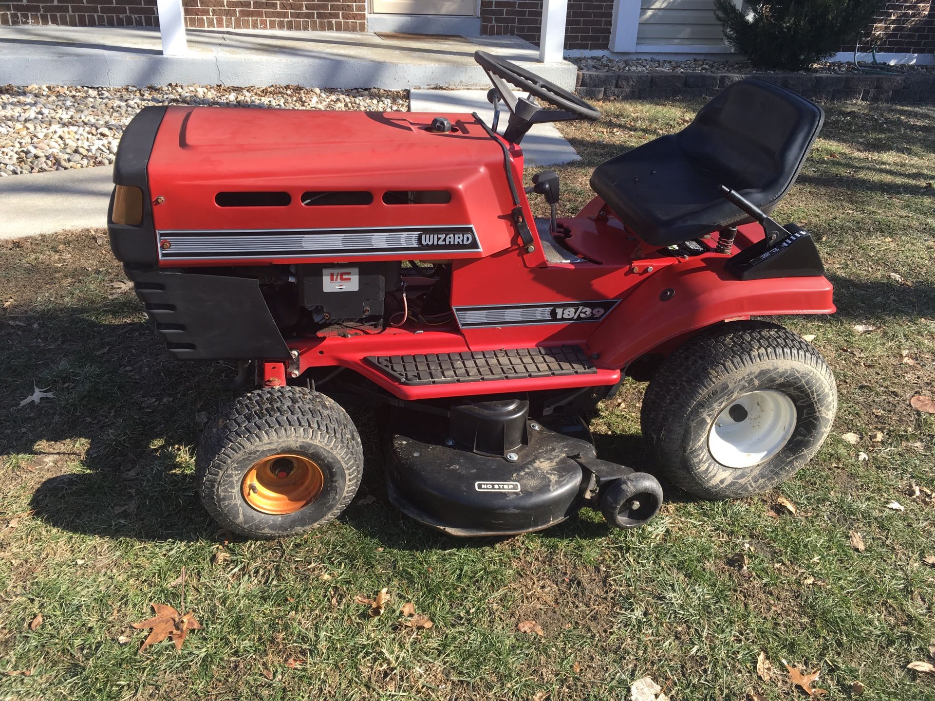 WIZARD RIDING MOWER 18/39