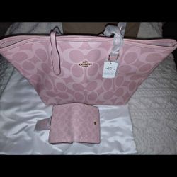 Coach City Tote And Wallet In Powder Pink 