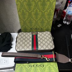 Gucci Crossbody Bag/hand Bag