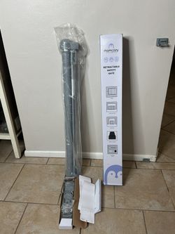 Momcozy Retractable Safety Gate
