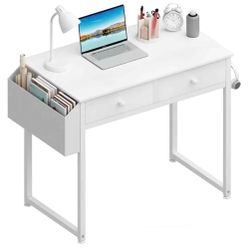 Ikea desk （Like New)$25