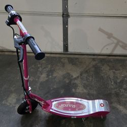 Razor E100 Electric Scooter