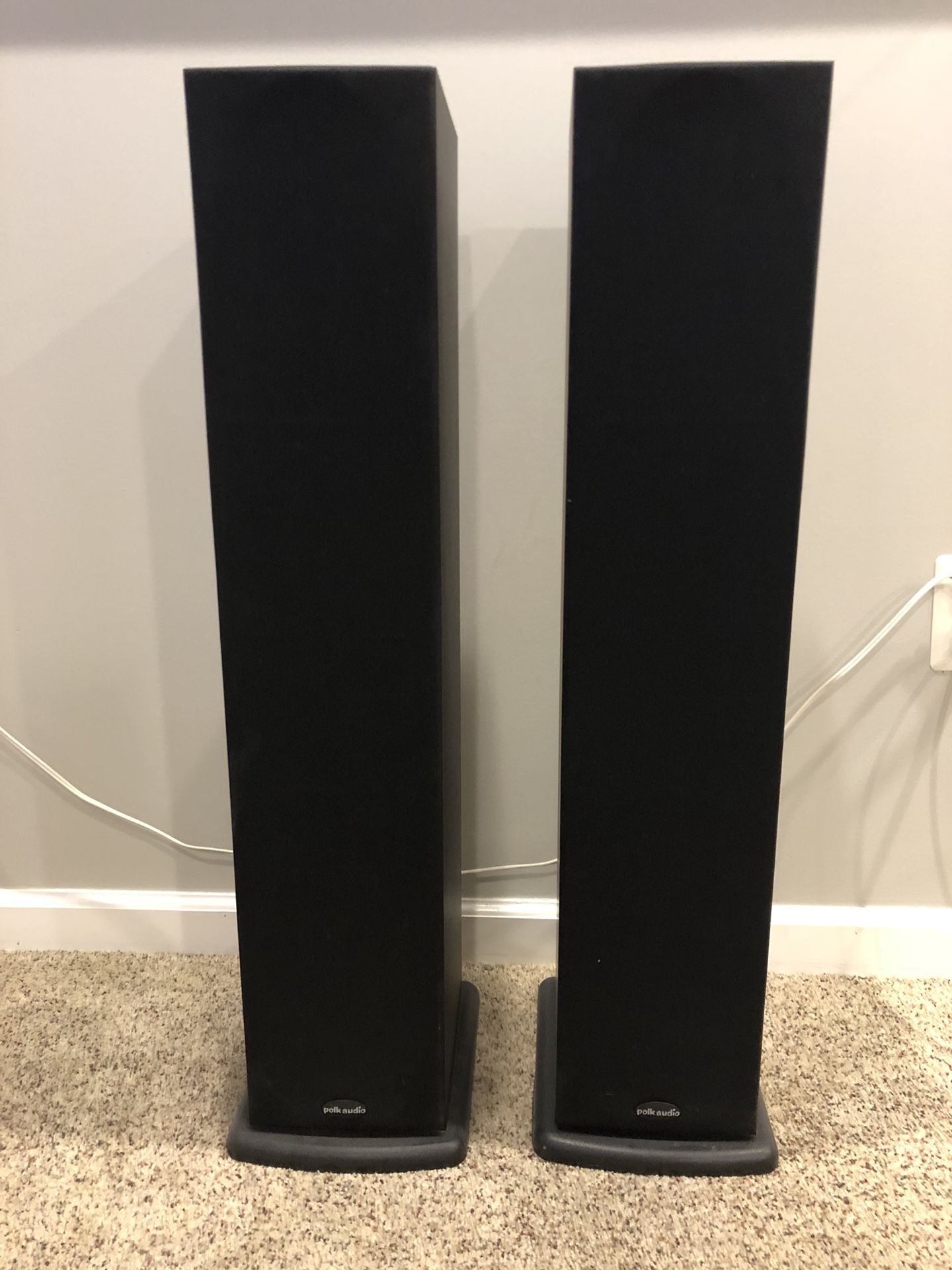 Polk Audio R40 Tower Speakers