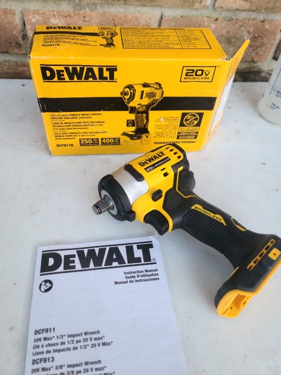 $140 FIRM DEWALT DCF911 ATOMIC 20V Cordless Brushless 1/2 in. Impact Wrench with Hog Ring Anvil (Tool Only)(NO BATERIA - NO CARGADOR)