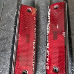 Rx7 Fc3s Rear Bunper Turn Signals / Reflectors