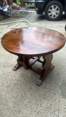 Bennington Pine Table