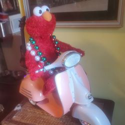 Vintage 90s Talking Elmo Doll