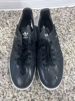 Adidas woman’s size 11 new sparkle shoes