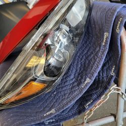 Ford Focus Headlight