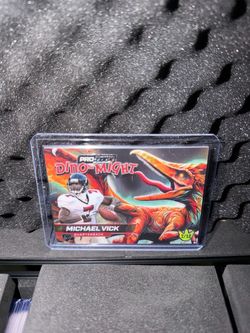 Michael Vick Drew Brees Dino-might cards