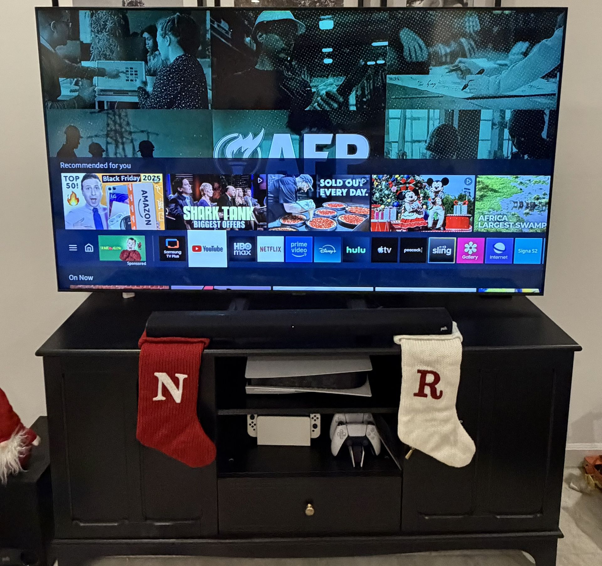 Samsung - 75" Class TU690T Crystal UHD 4K Smart Tizen TV