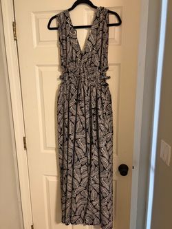 Women’s dresses