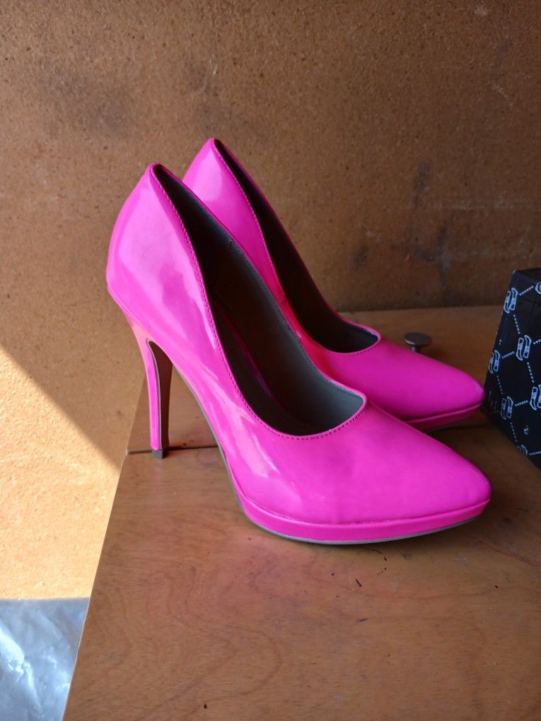 Fuchsia Patent Heel