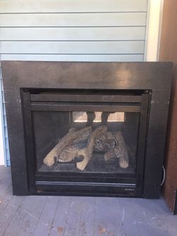 In wall heat & glo fire place (Reduced).