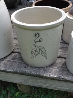 Hand Painted Two Leaf Stoneware Crock (antique)