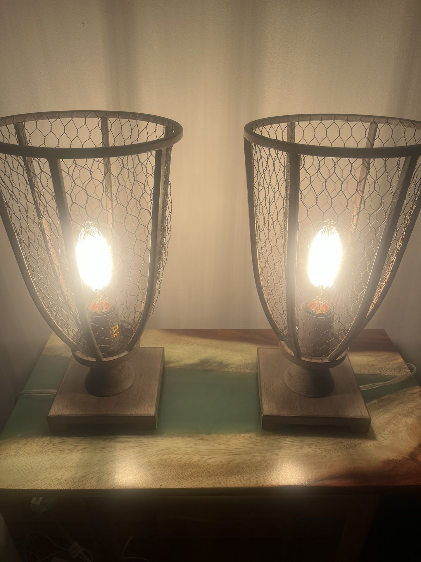 Cage lamps