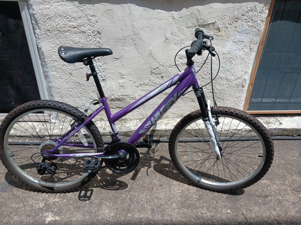 HUFFY Highland Adult Bike 24" Wheels