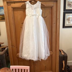 Girls Flower girl Dress  First Communion Dress Brand New 