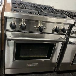 Wolf 30”Wide Gas Range Stove Stainless Steel 4Burners 