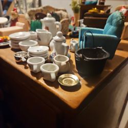 Complete Antique Miniture Set