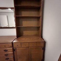 Ethan Allen Vintage Heirloom Maple Cabinet and Bookcase