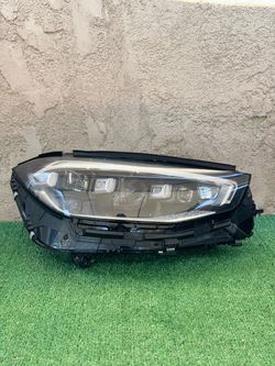 2021-2026 Mercedes-Benz S580 S500 Right Passenger LED Headlight OEM A(contact info removed)