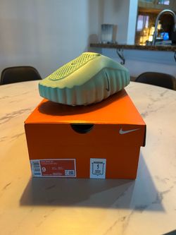 Nike mind 001 size 9 men