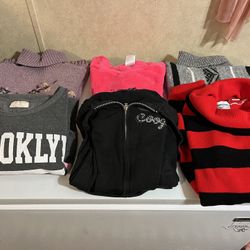 4 Woman’s Turtleneck Sweaters, Sweat Tops S And Hoodie  Size L