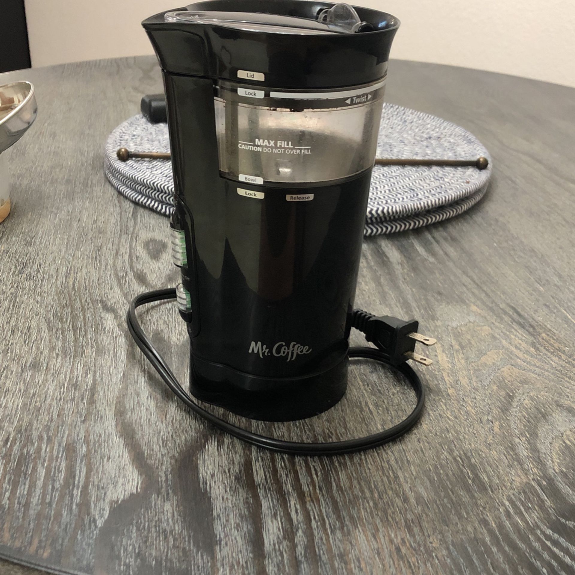 Mr. Coffee Coffee Grinder for Sale in Manteca, CA - OfferUp