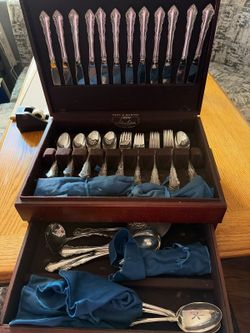 Vintage Reed & Barton Dresden Rose Silverplate Flatware Set – 56 Pieces – Service for 8
