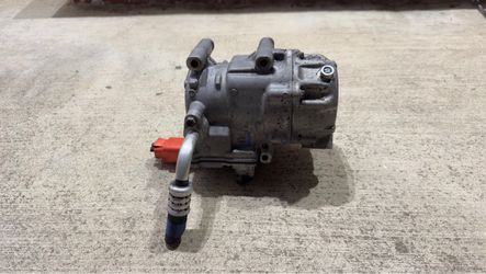 Toyota Prius A/C Compressor OEM Denso ES14C – 042(contact info removed)