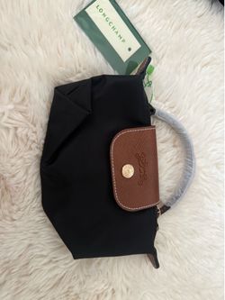 Longchamp  (New)