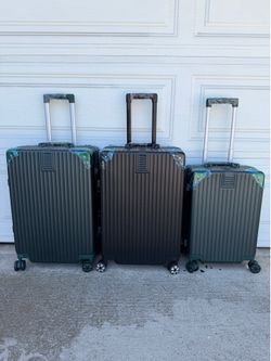 Aluminum frame luggage