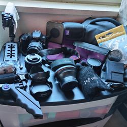 Canon Rebel SL2 With Tons Of Accesories