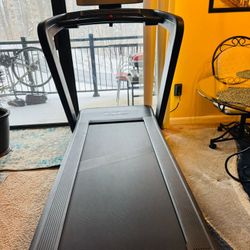 NordicTrack Treadmill Like New 