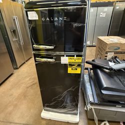 Galantz retro refrigerator 