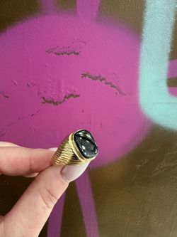 14k BLACK STONE RING