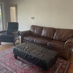 Free Ethan Allen ottoman in need of reupholstering