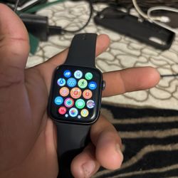 Apple Watch A2354