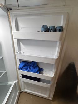 Free 14 Cu. Ft. White Upright Freezer