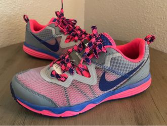 Nike Women’s Dual Fusion Trail Running Shoes Sz 7