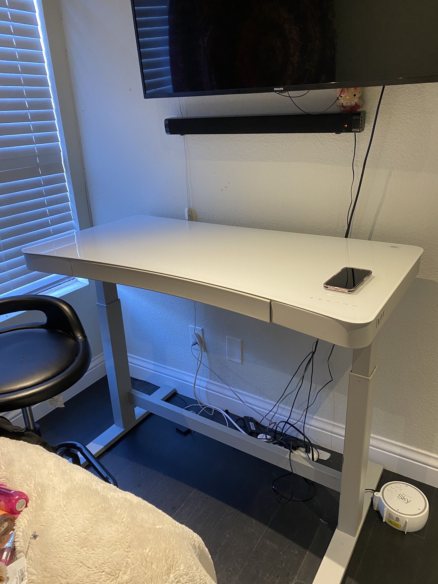 Adjustable Tempered Glass Standing Desk,All Products : American Fashion Style Bags On Sale
