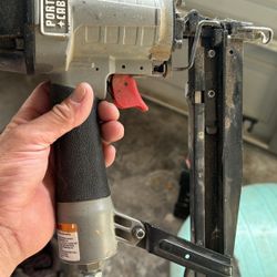 Pistola De Clavo Fino USADA 